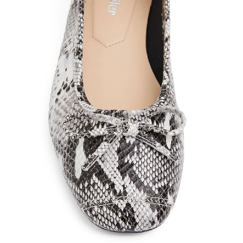 Alexa Flat in Taupe Snake Leather