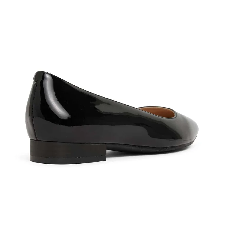 Gaby Flat in Black Patent