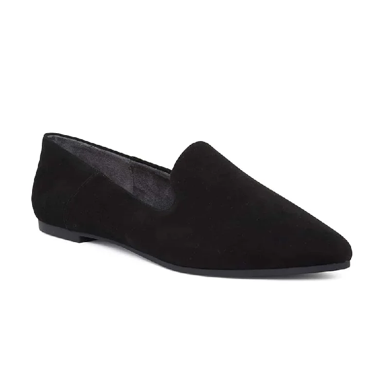 Liana Flat in Black Suede