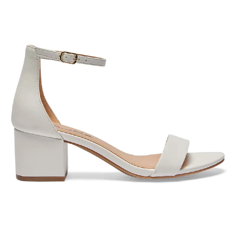 Roxy Heel in White Smooth