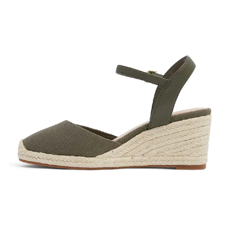 Santos Wedge in Khaki Fabric