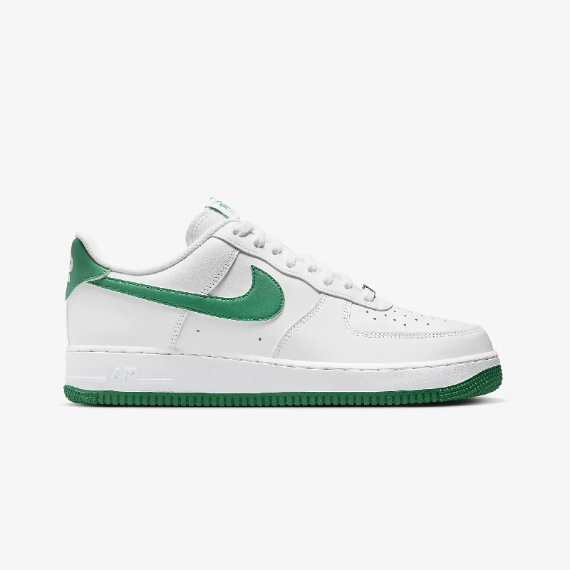 Nike | AIR FORCE 1 '07 { WHITE/MALACHITE-WHITE