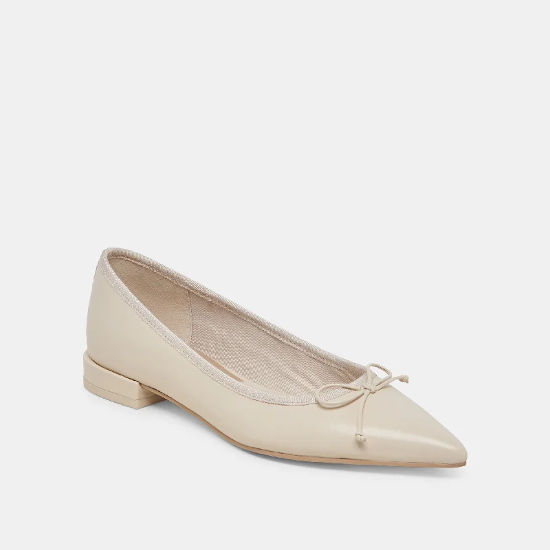 PALANI BALLET FLATS CREME CRINKLE PATENT